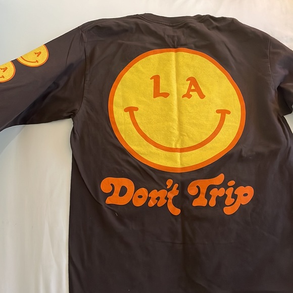 Free & Easy Unisex long sleeve T-shirt brown, size large, brand new / never worn - Picture 1 of 9